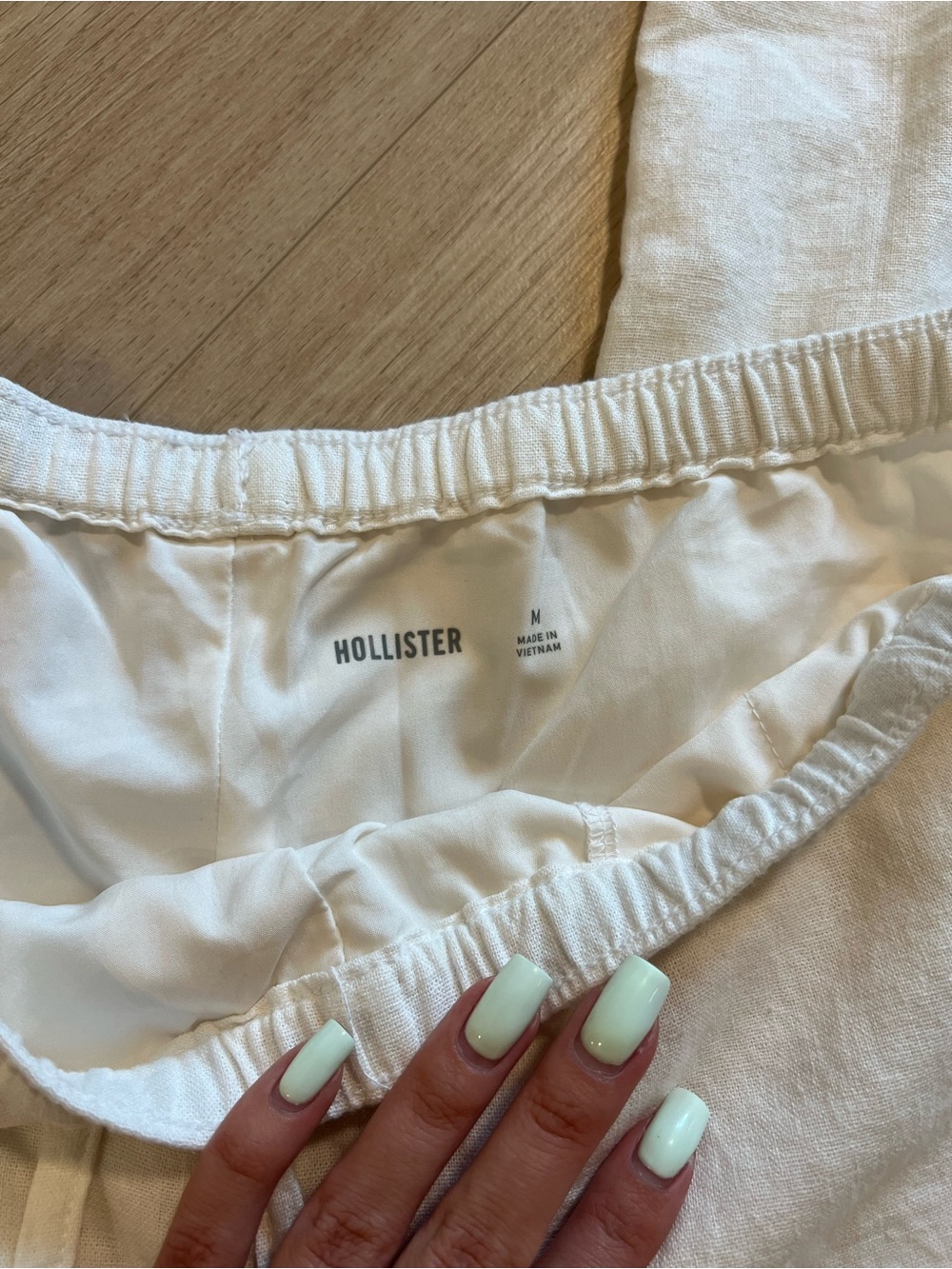 Hollister Linen Pants - Picture 3 of 3